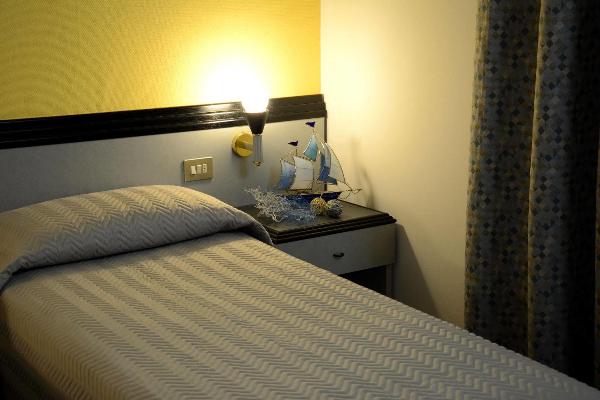 Orrì Hotel Tortoli Ngoại thất bức ảnh