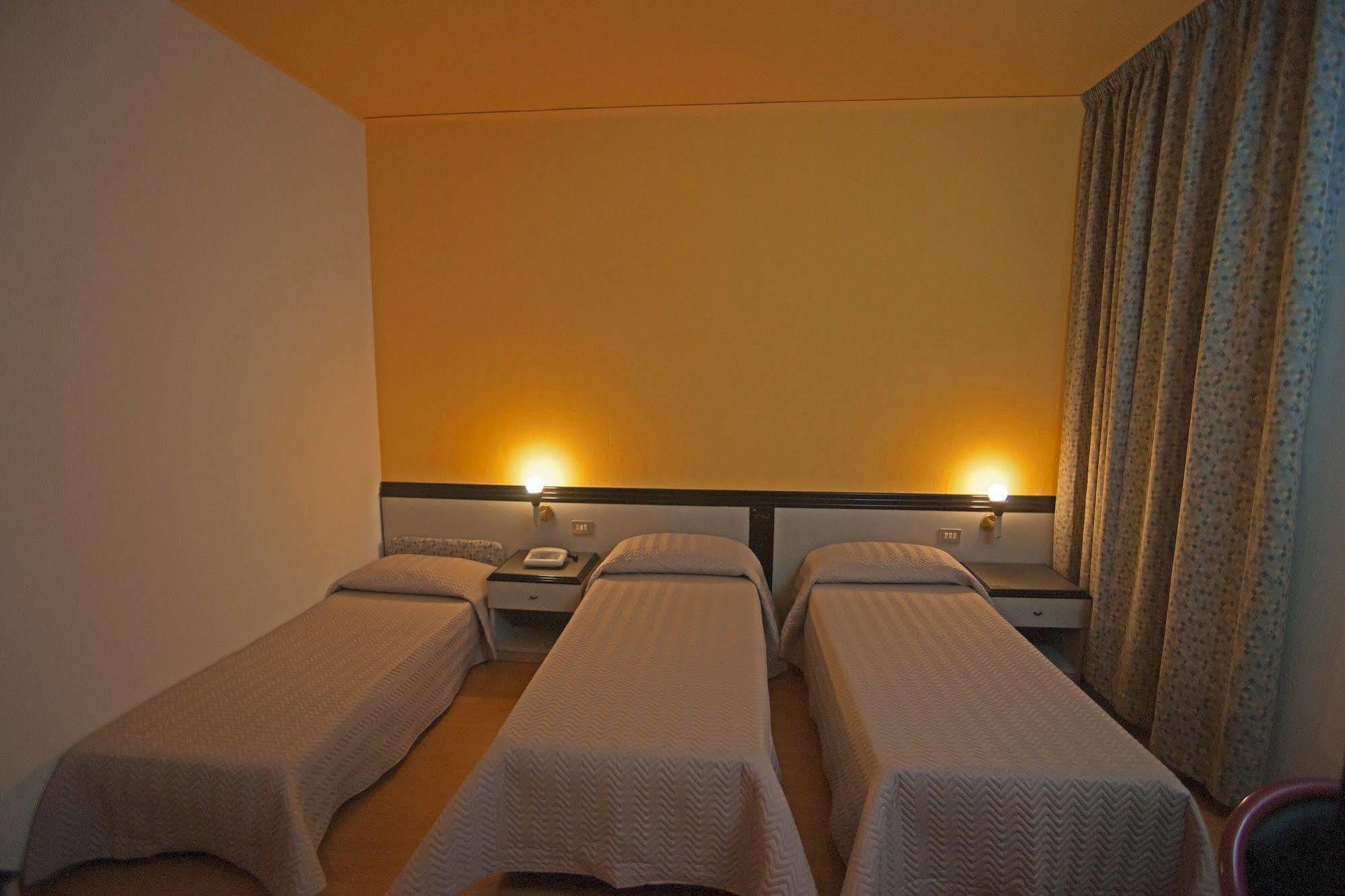 Orrì Hotel Tortoli Ngoại thất bức ảnh