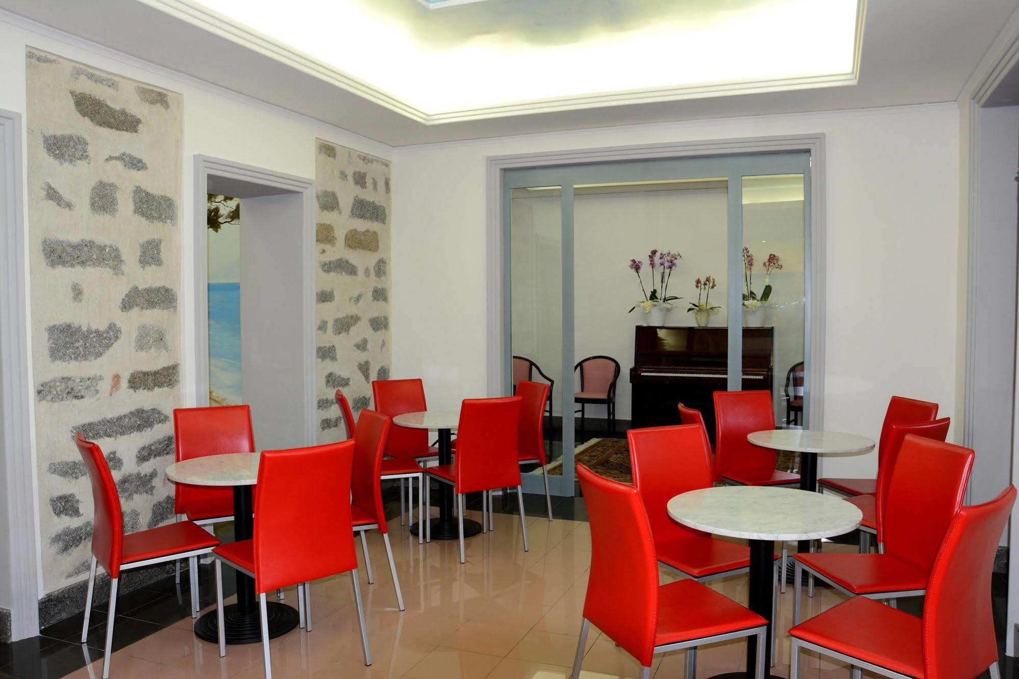 Orrì Hotel Tortoli Ngoại thất bức ảnh
