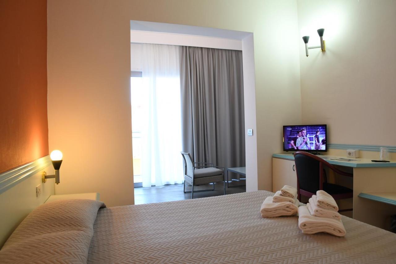 Orrì Hotel Tortoli Ngoại thất bức ảnh
