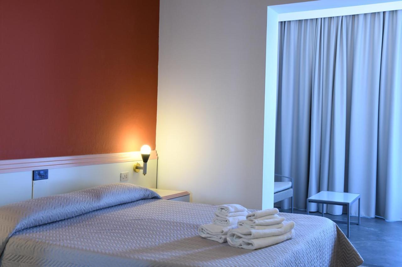 Orrì Hotel Tortoli Ngoại thất bức ảnh